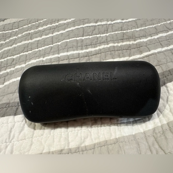 USED OLD CHANEL GLASSES CASE BLACK - Picture 1 of 4